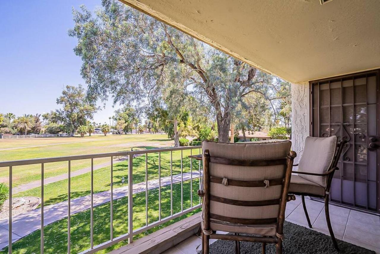Cozy 2 Bedroom Condo With Golf Course Views ميسا، أريزونا المظهر الخارجي الصورة